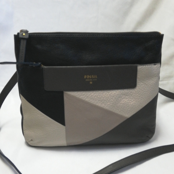 Fossil Handbags - Fossil leather crossbody purse